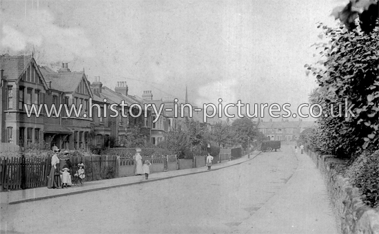 Hainault Road, Leytonstone, London. c.1908